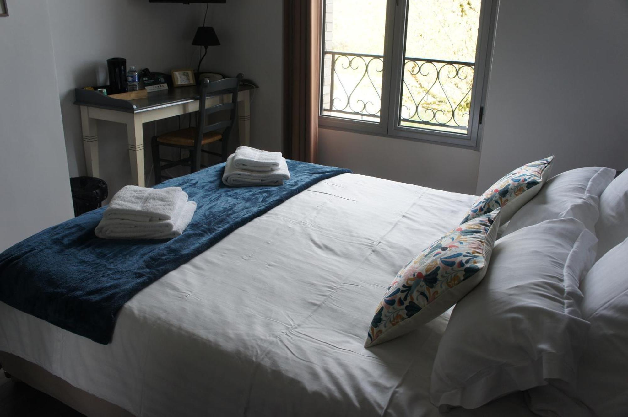Logis Hotel Auberge De Cartassac Cressensac-Sarrazac 외부 사진