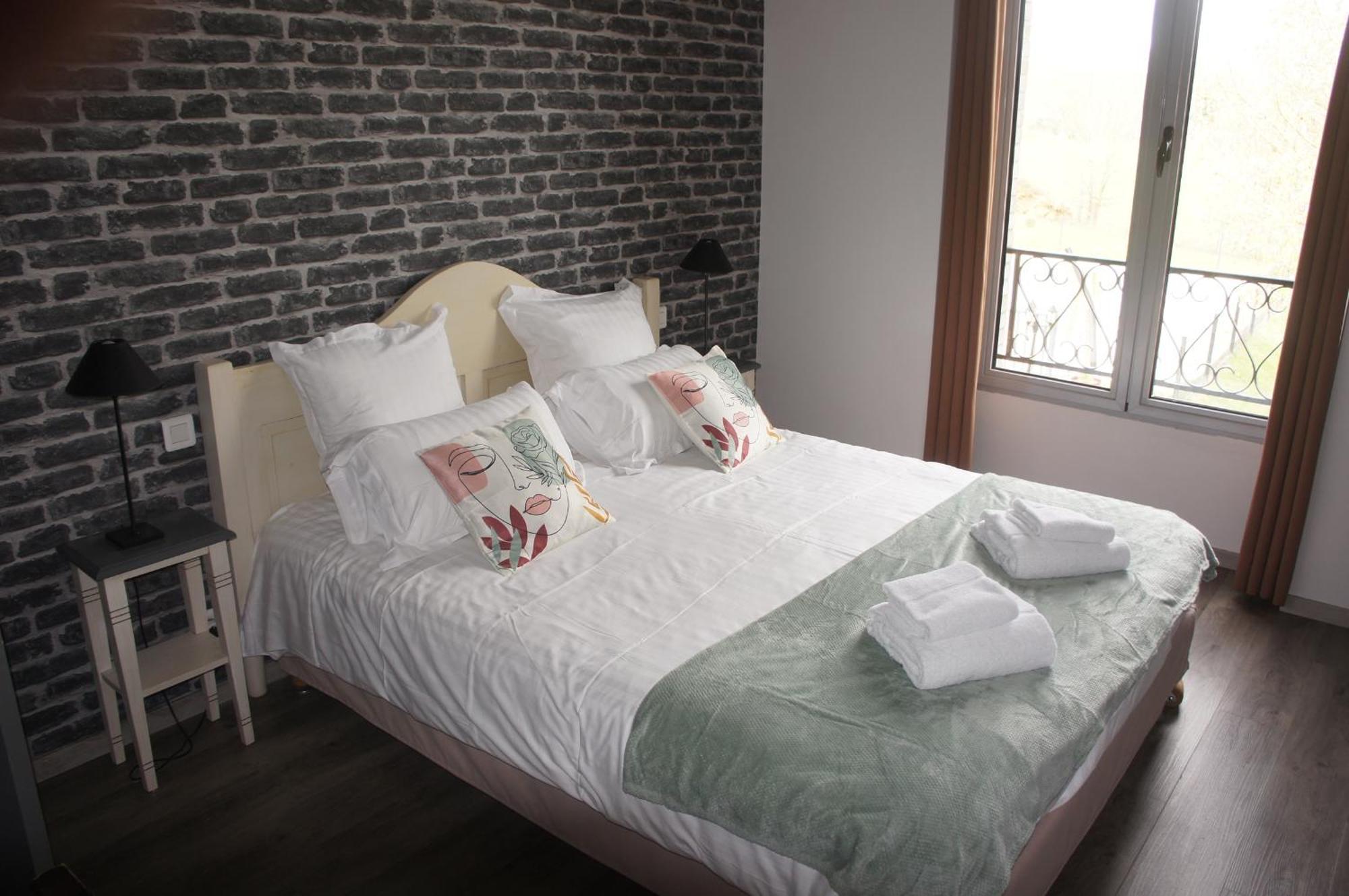 Logis Hotel Auberge De Cartassac Cressensac-Sarrazac 외부 사진